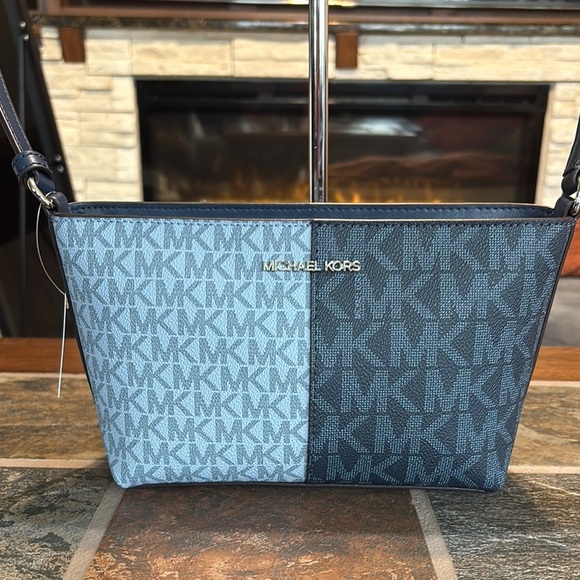Michael Kors Blue Jet Set Travel Crossbody Bag - Picture 1 of 5